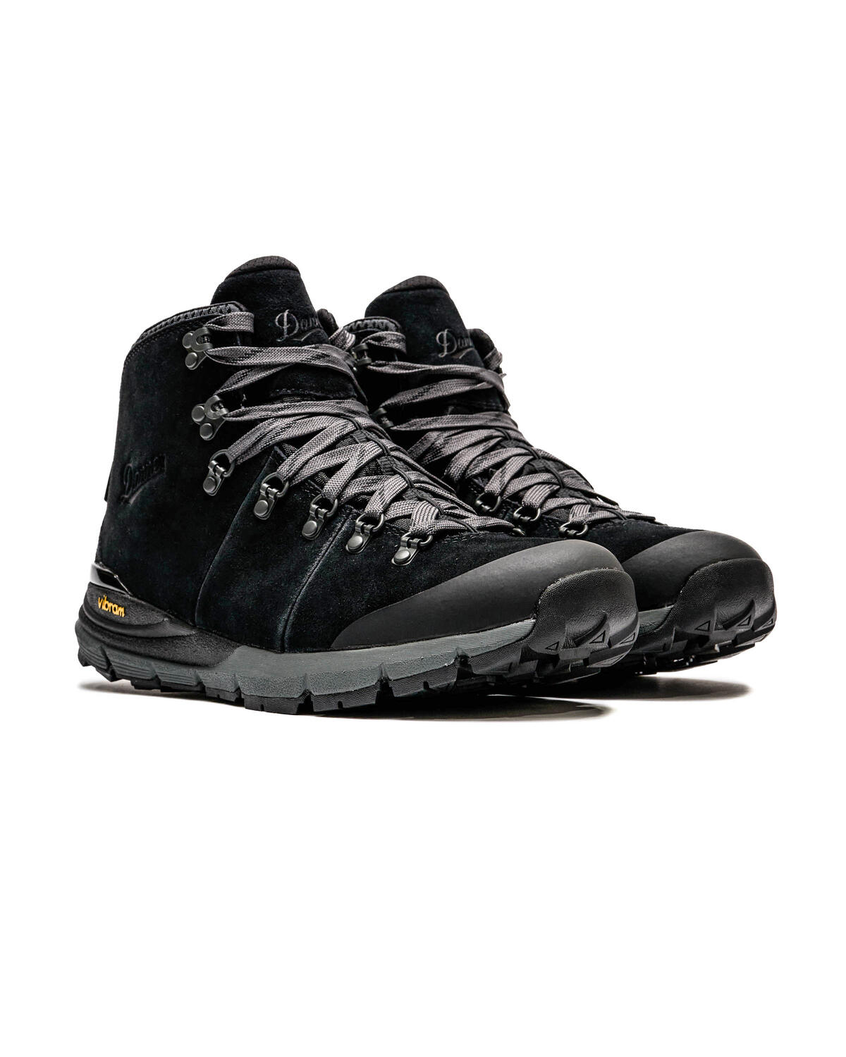 Danner mountain shop 600 black